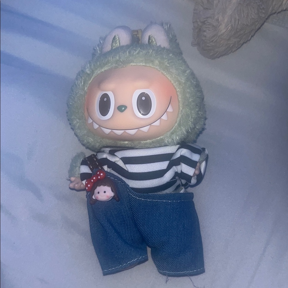 Labubu (Pop Mart) WITH real labubu CLOTHES